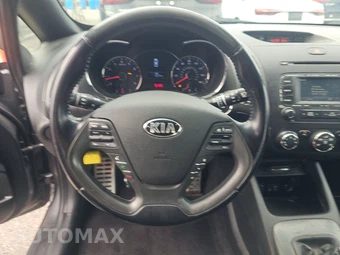 2016 Kia Forte5 SX Hatchback – miniatura 10