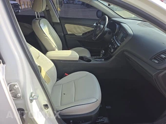 2016 Kia Optima Hybrid EX – miniatura 8
