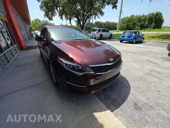 2016 Kia Optima LX – miniatura 4