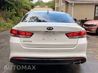 2016 Kia Optima LX – miniatura 13