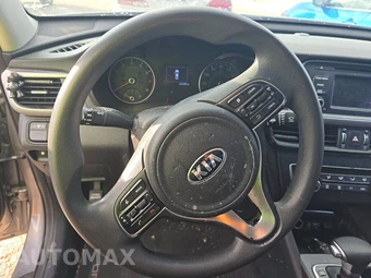 2016 Kia Optima LX – miniatura 10