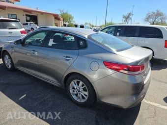 2016 Kia Optima LX – miniatura 6