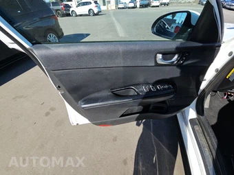 2016 Kia Optima SX – miniatura 9