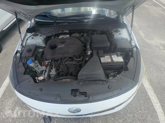 2016 Kia Optima SX – miniatura 15