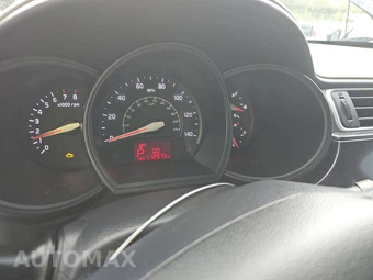 2016 Kia Rio 5-Door EX Hatchback - miniatura 12