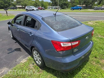 2016 Kia Rio LX Sedan – miniatura 2