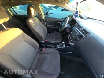 2016 Kia Rio LX Sedan – miniatura 8