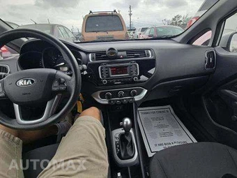 2016 Kia Rio LX Sedan – miniatura 10