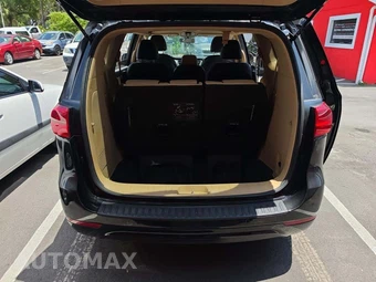 2016 Kia Sedona LX 120.5" WB – miniatura 15