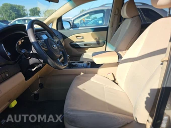 2016 Kia Sedona LX 120.5" WB - miniatura 7