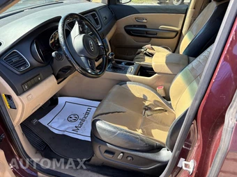 2016 Kia Sedona LX 120.5" WB - miniatura 7