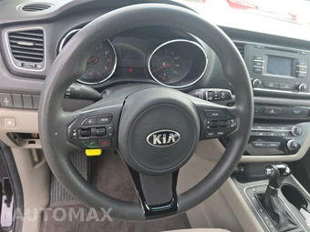 2016 Kia Sedona LX 120.5" WB - miniatura 10