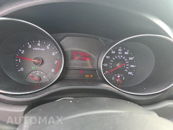 2016 Kia Sedona LX 120.5" WB - miniatura 12
