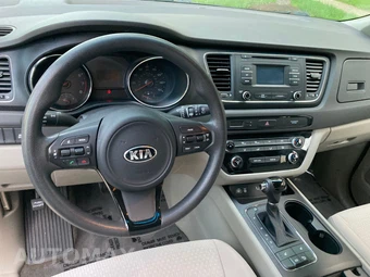 2016 Kia Sedona LX 120.5" WB - miniatura 19