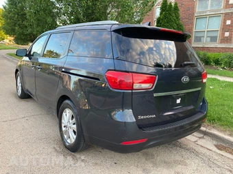 2016 Kia Sedona LX 120.5" WB - miniatura 7