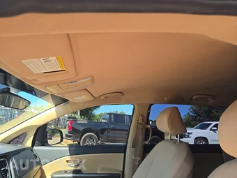 2016 Kia Sedona LX 120.5" WB – miniatura 17