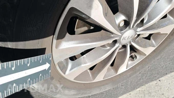2016 Kia Sedona SX 120.5" WB – miniatura 33