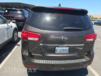 2016 Kia Sedona SX 120.5" WB – miniatura 5