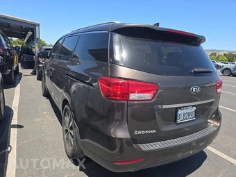 2016 Kia Sedona SX 120.5" WB – miniatura 6