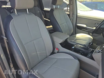 2016 Kia Sedona SX 120.5" WB – miniatura 8