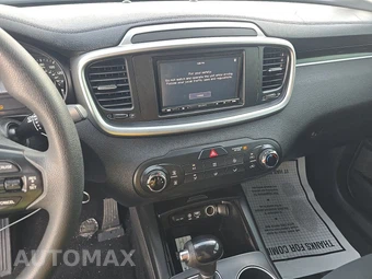 2016 Kia Sorento - miniatura 11