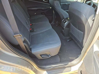 2016 Kia Sorento L - miniatura 16