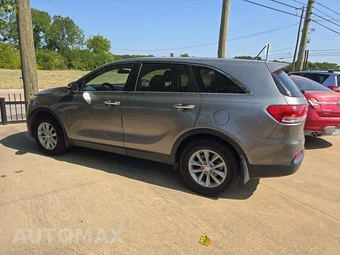 2016 Kia Sorento L - miniatura 2