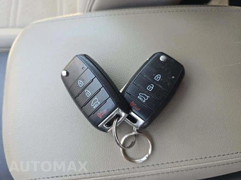 2016 Kia Sorento LX - miniatura 5