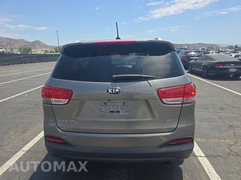 2016 Kia Sorento LX – miniatura 5