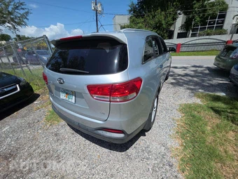 2016 Kia Sorento LX - miniatura 3