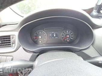 2016 Kia Sorento LX – miniatura 9
