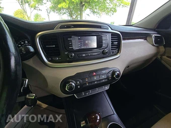 2016 Kia Sorento LX – miniatura 10