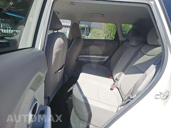2016 Kia Soul EV – miniatura 10