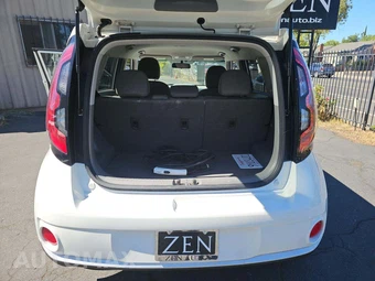 2016 Kia Soul EV – miniatura 11