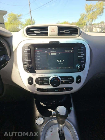 2016 Kia Soul EV – miniatura 7