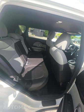 2016 Kia Soul – miniatura 13