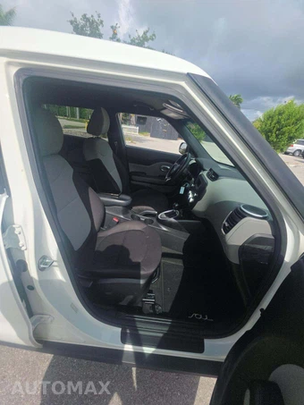 2016 Kia Soul – miniatura 15