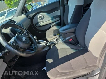 2016 Kia Soul – miniatura 13