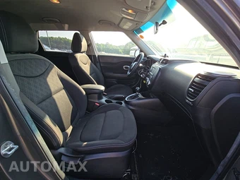 2016 Kia Soul - miniatura 8