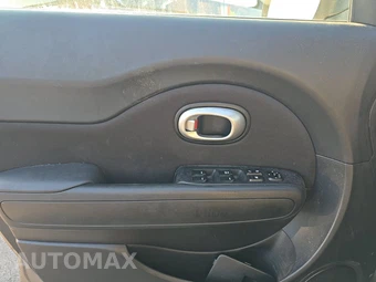 2016 Kia Soul - miniatura 9