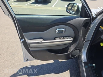 2016 Kia Soul - miniatura 9