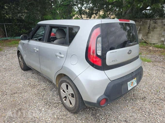 2016 Kia Soul - miniatura 2