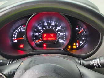 2016 Kia Soul - miniatura 9