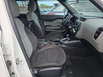 2016 Kia Soul - miniatura 14