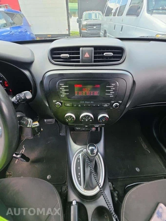 2016 Kia Soul – miniatura 10