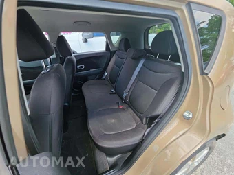 2016 Kia Soul – miniatura 13