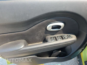 2016 Kia Soul - miniatura 9