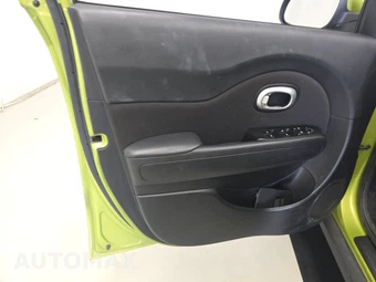 2016 Kia Soul – miniatura 9