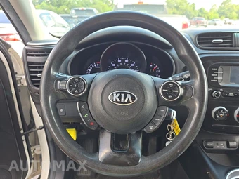 2016 Kia Soul – miniatura 10