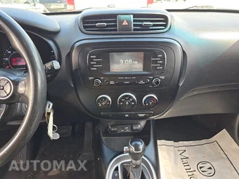 2016 Kia Soul – miniatura 11